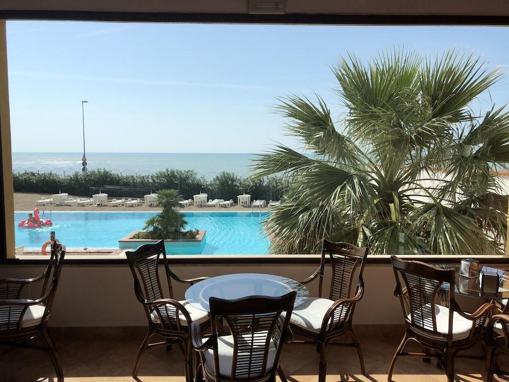 Residence Hotel Antica Perla San Leone Exterior photo