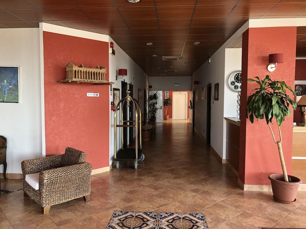Residence Hotel Antica Perla San Leone Exterior photo